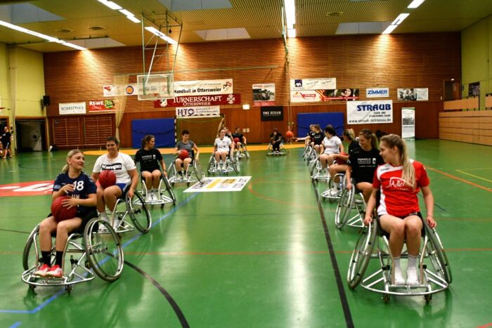 Passspiel im Rollstuhl